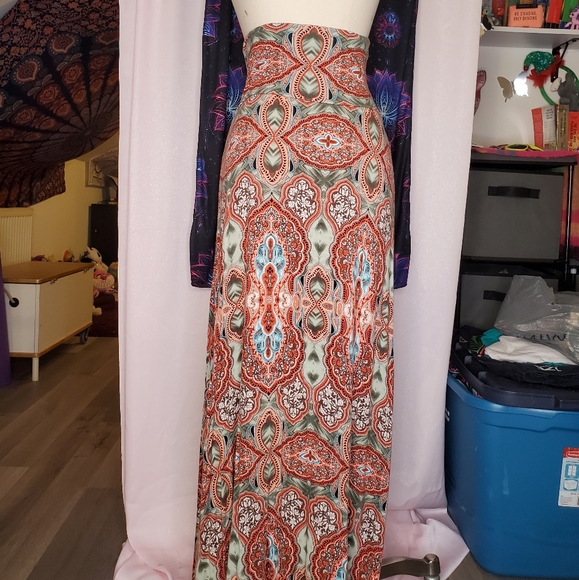 SOLD - Picture 2 of 3